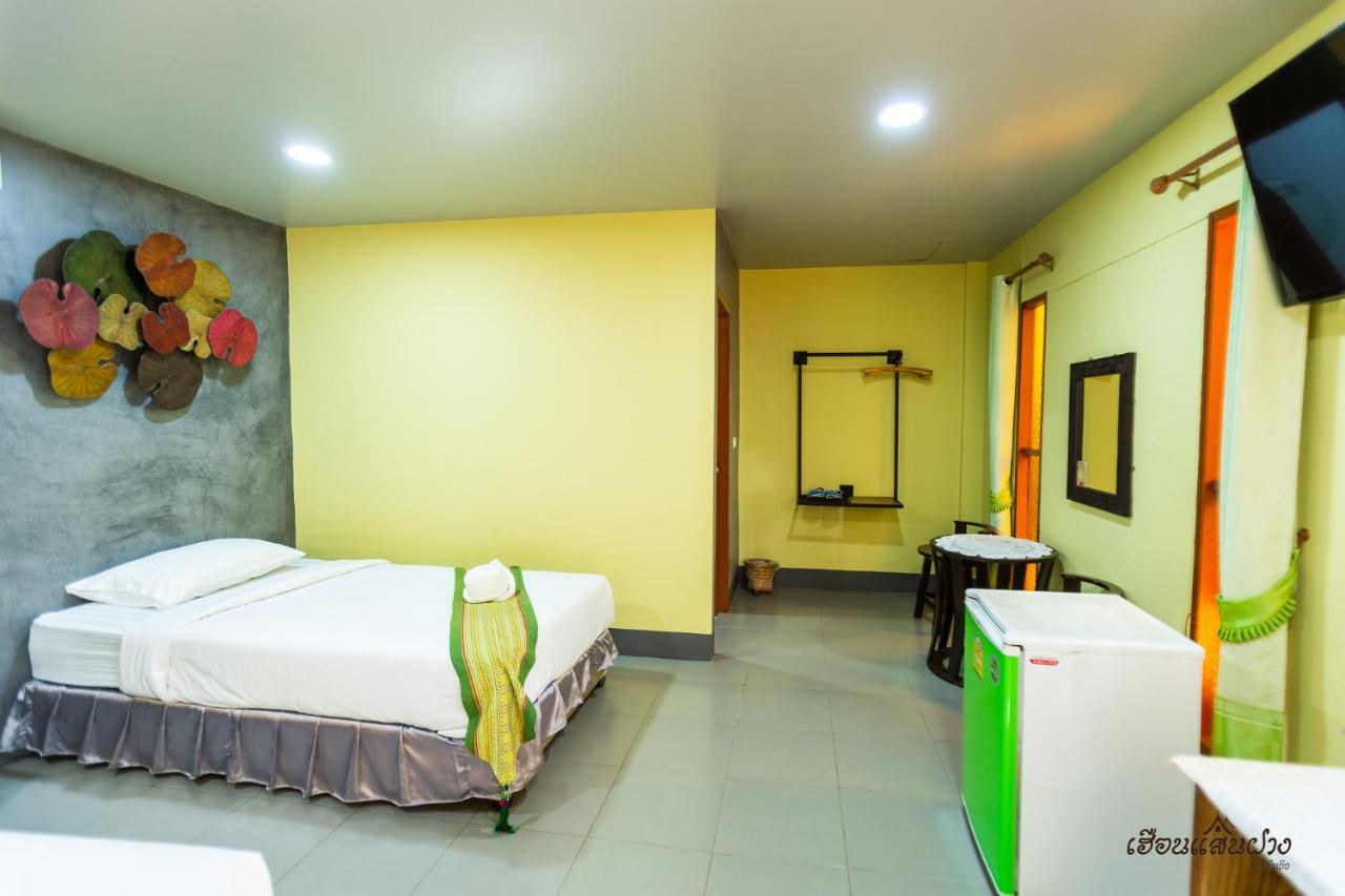 Huen San Fang hotel โรงแรมเฮือนแสนฝาง Exterior foto